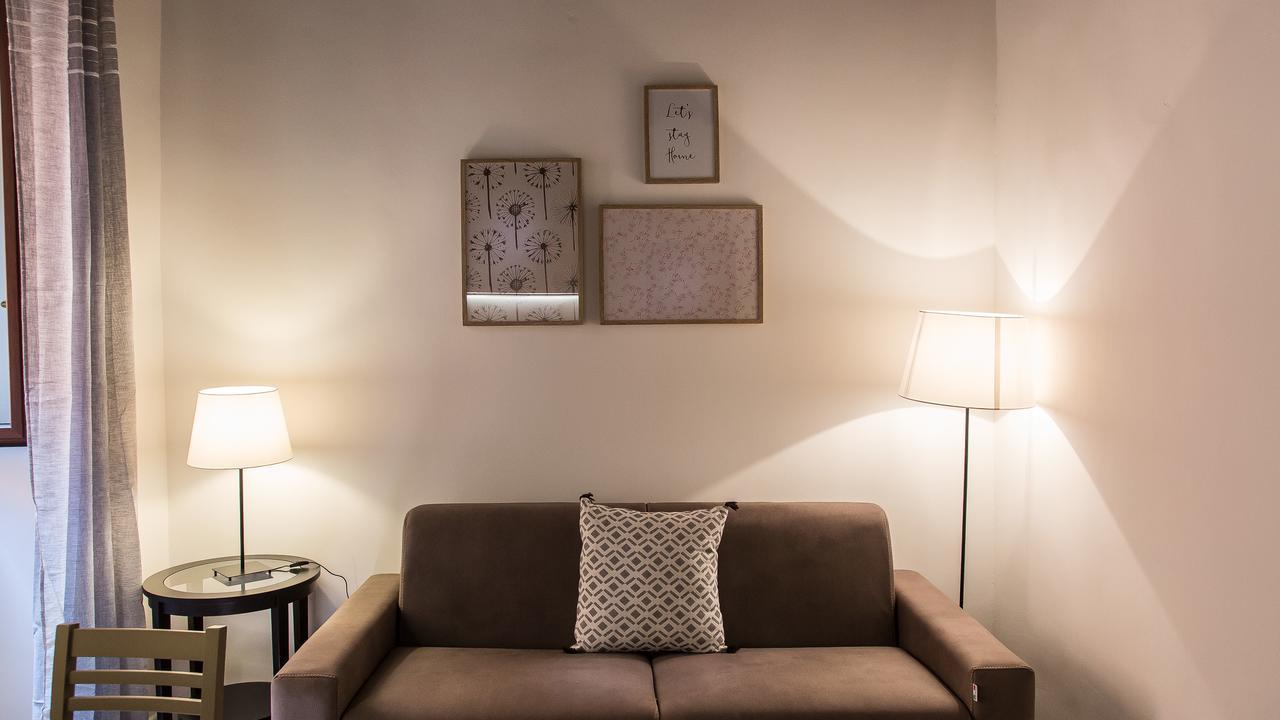 Rental In Rome Pelliccia エクステリア 写真