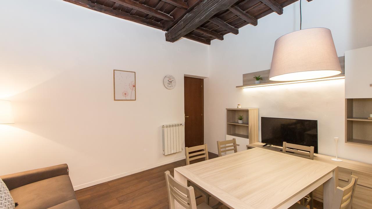 Rental In Rome Pelliccia エクステリア 写真